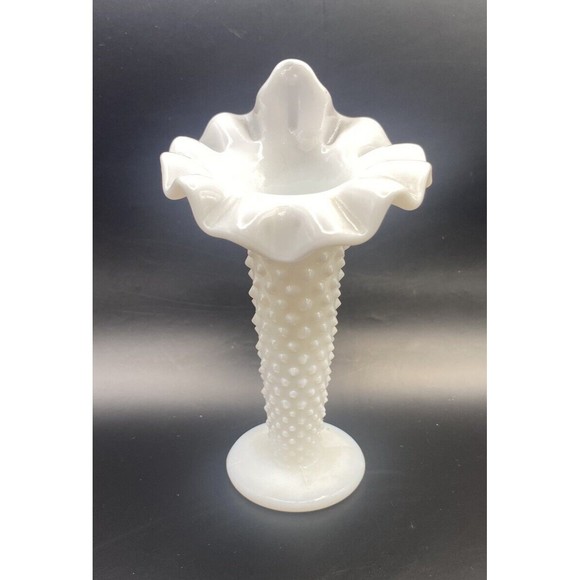 Fenton Hobnail Milkglass Jack In The Pupit Mini Vase 5 Inches - Picture 1 of 10